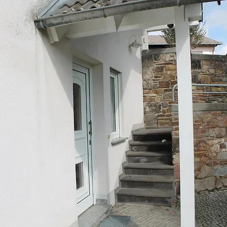 Eifel Escape Cozy & Scenic Apartamento
